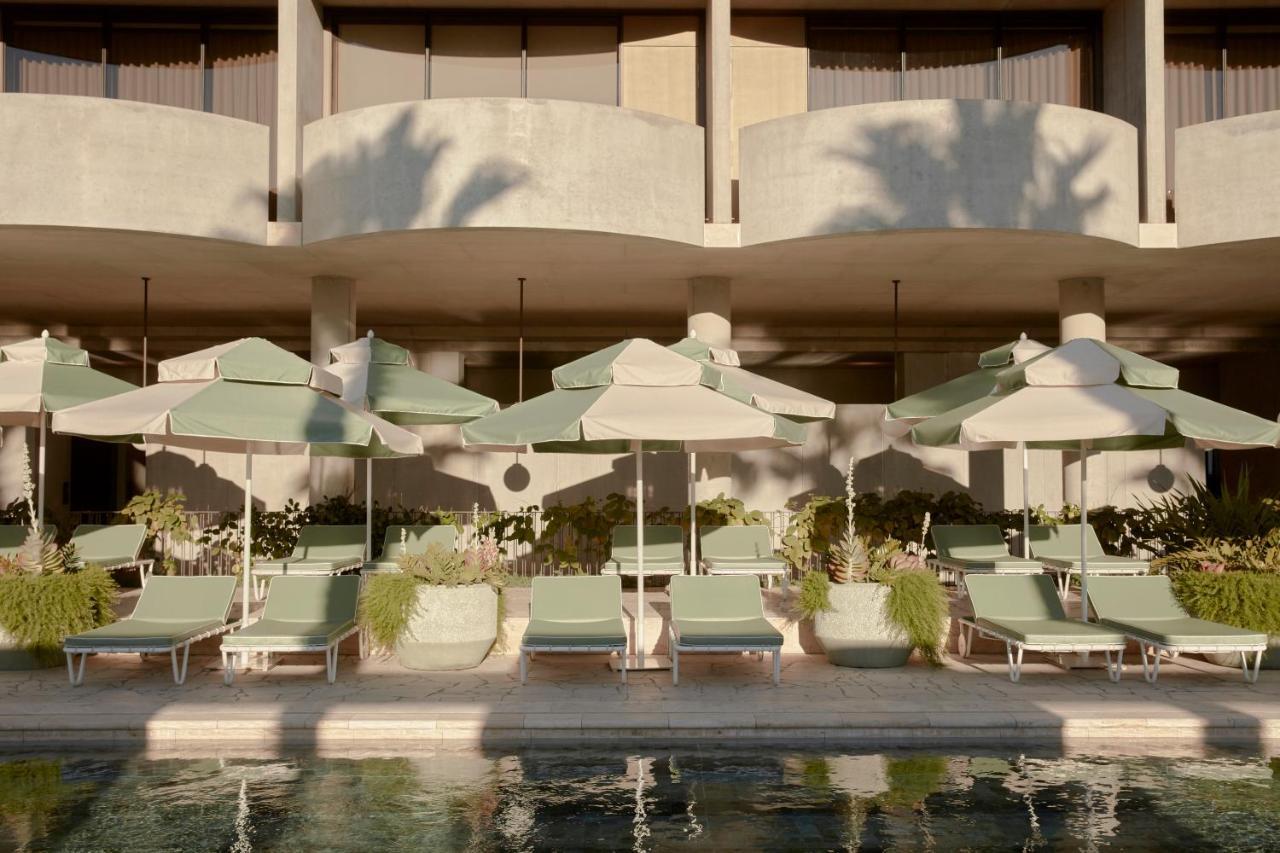 The Calile Hotel Brisbane Exterior foto The pool at the hotel